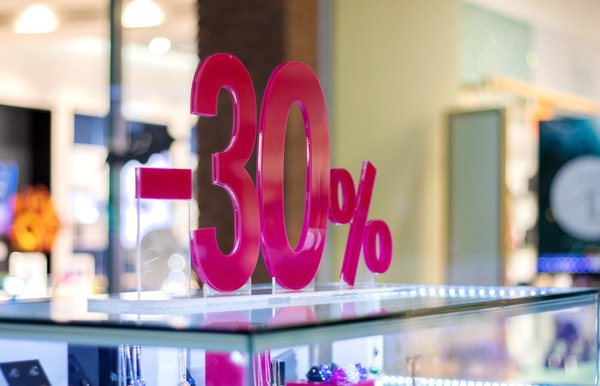 Étiquettes soldes -30% : l'atout rouge et blanc pour vos réductions